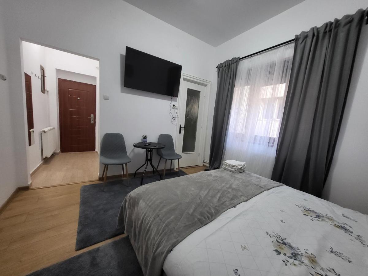 Апартаменты Carmen Housing 2 Бухарест Экстерьер фото